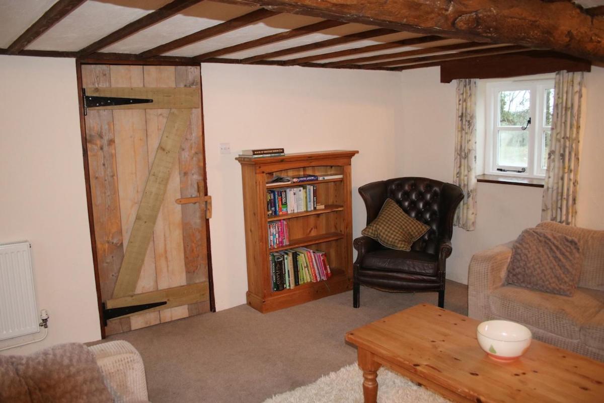 Award Winning Lower Whitsleigh Farm Cottage Roborough ภายนอก รูปภาพ